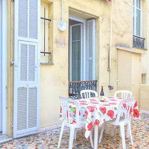 Large 2br Sunny 20 Meter Terrace Parking Shops Nice