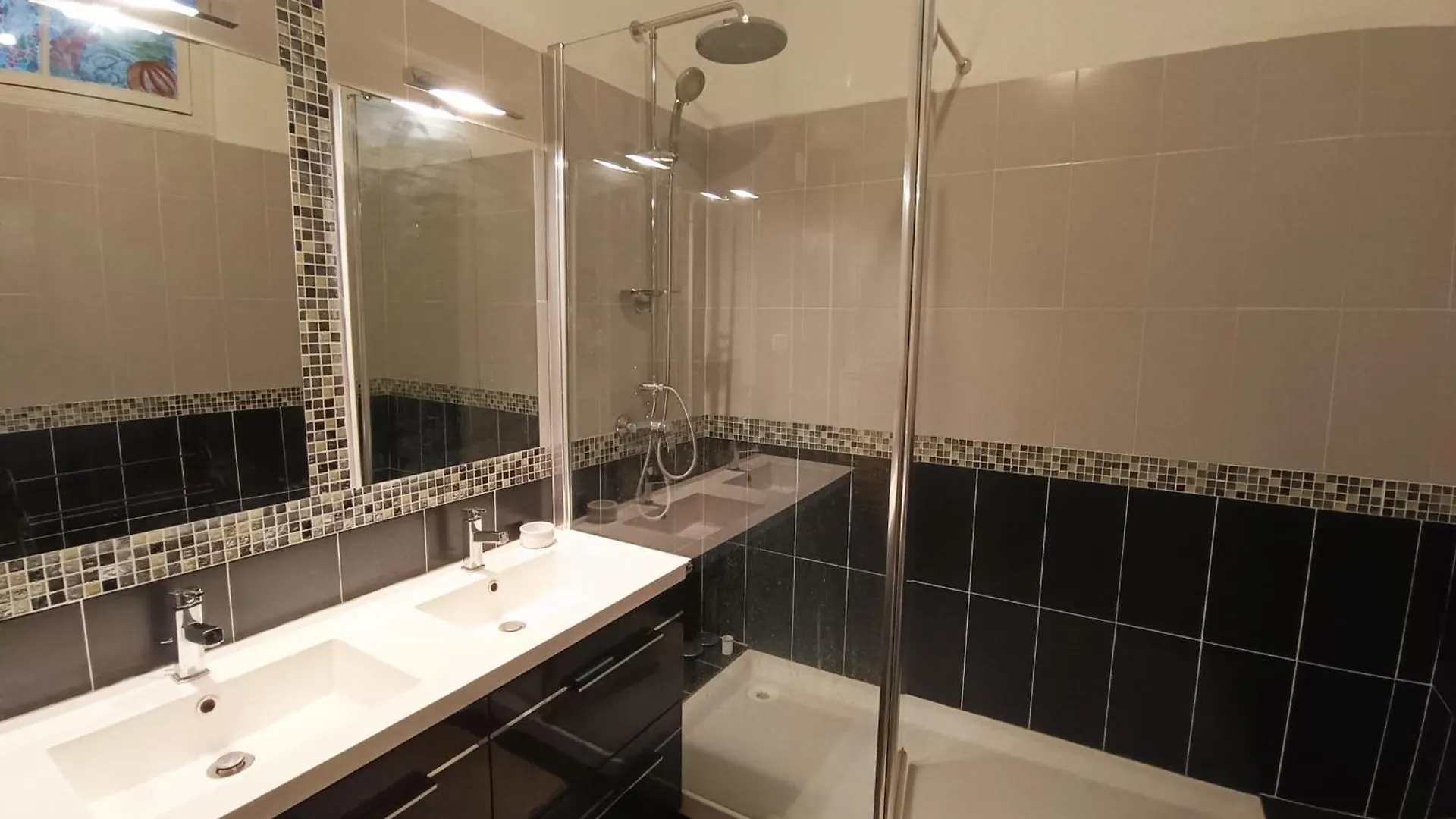 Apartment Spacious T2 Near The Historic Sites Of Nice France