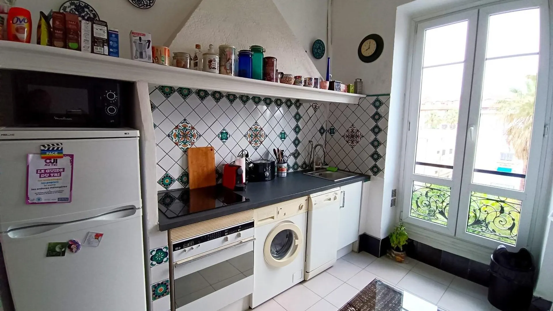 Apartment Spacious T2 Near The Historic Sites Of Nice France