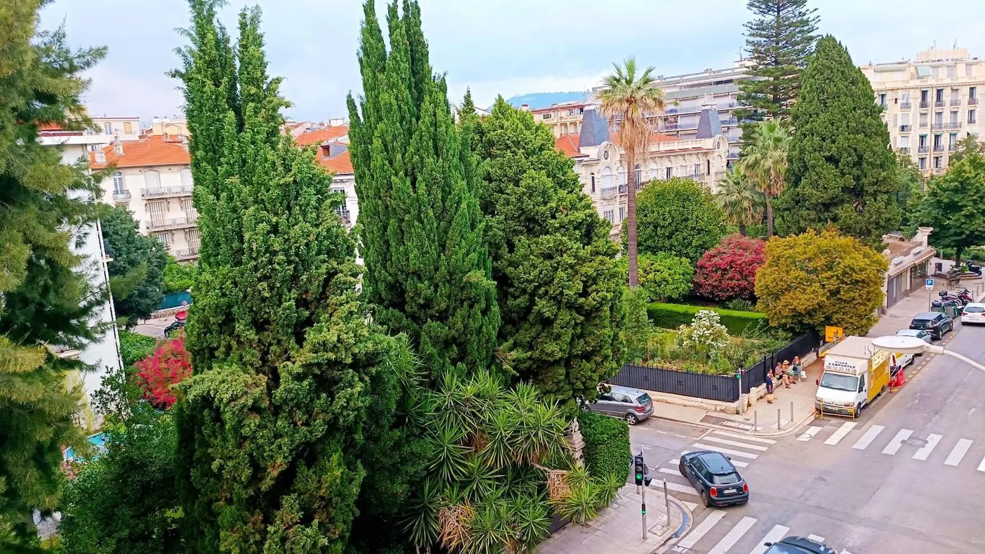 Apartment Spacious T2 Near The Historic Sites Of Nice