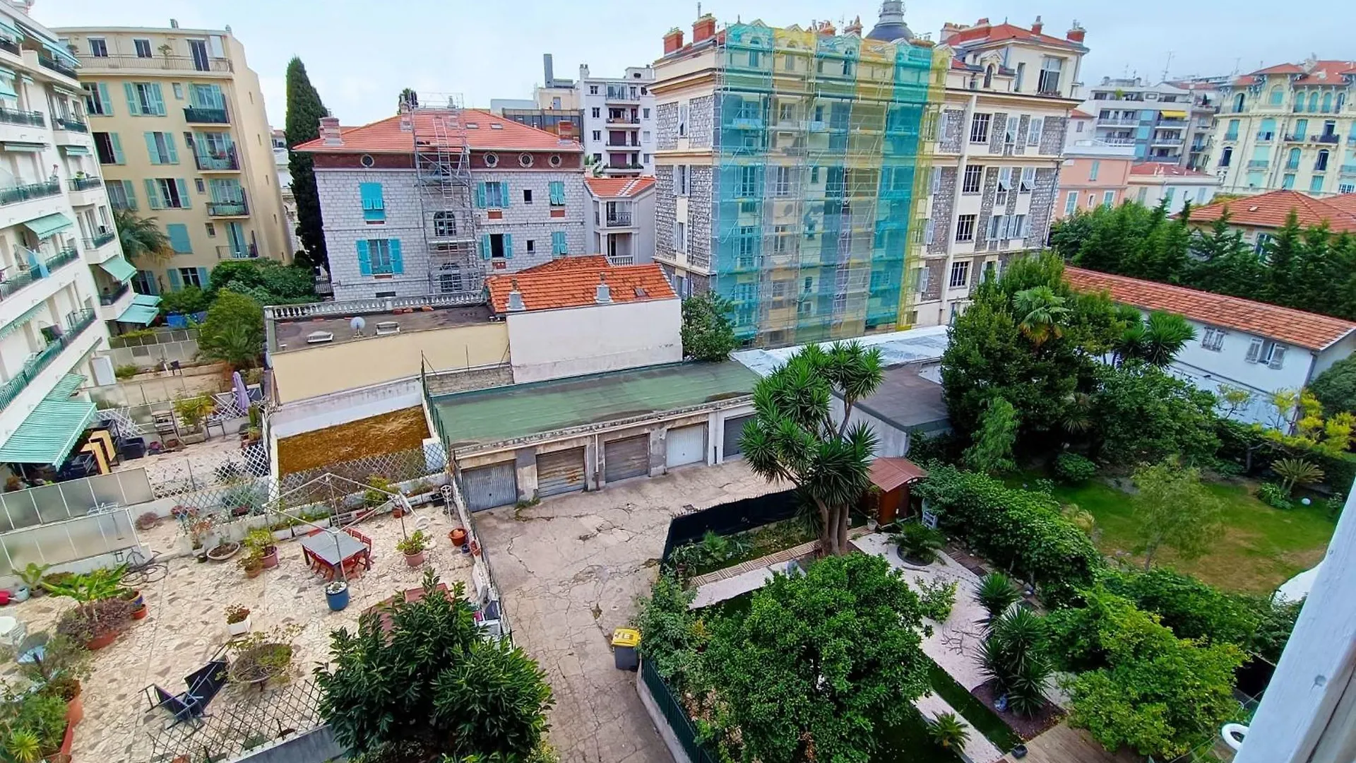 Spacious T2 Near The Historic Sites Of Nice Apartment